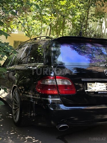 Mercedes E 320-3