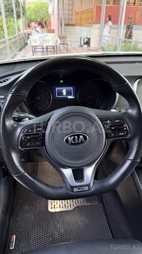 Kia K5-13