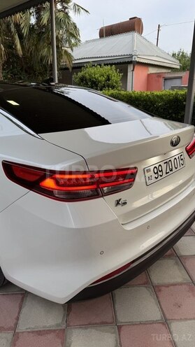 Kia K5-6