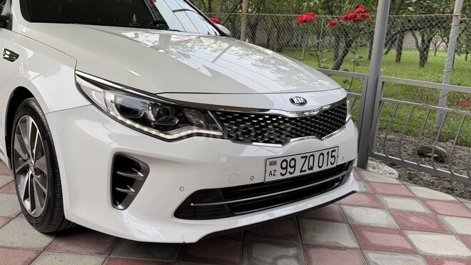 Kia K5-3