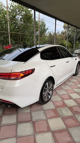 Kia K5-9