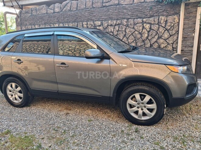 Kia Sorento-4