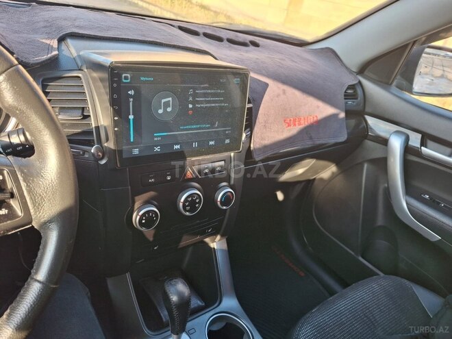 Kia Sorento-9