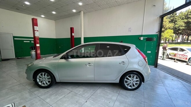 Hyundai i30-4