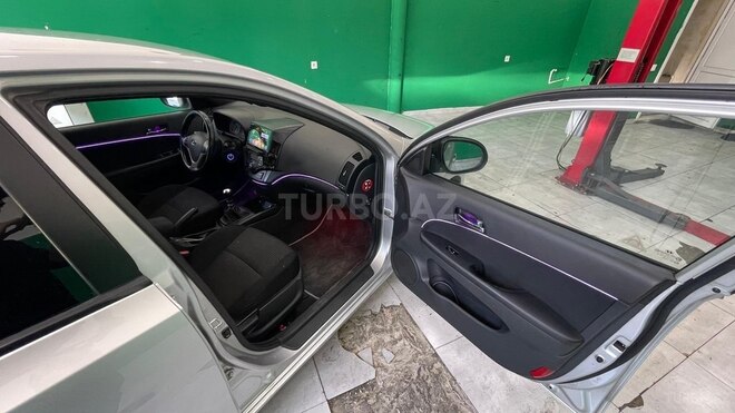 Hyundai i30-7