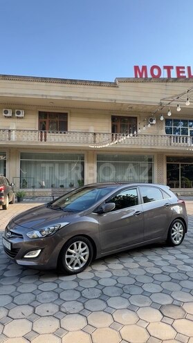 Hyundai i30-6