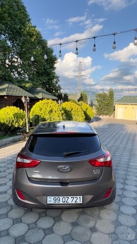 Hyundai i30-8
