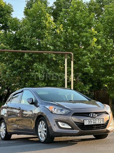 Hyundai i30-1