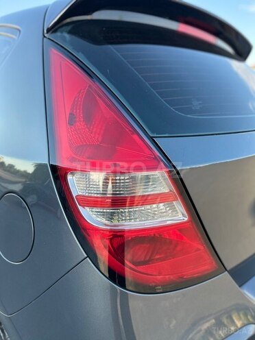 Hyundai i30-6