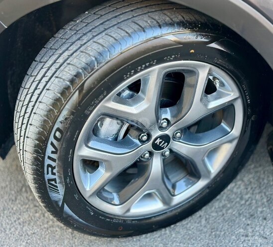 Kia Sorento-17