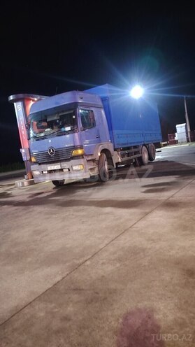 Mercedes Atego 1828-3