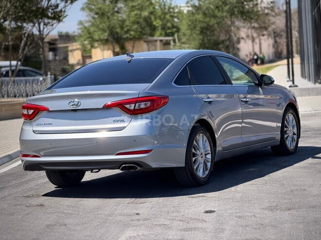 Hyundai Sonata-8