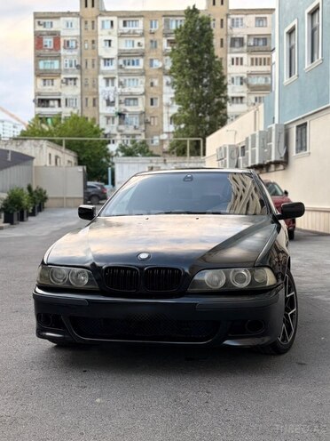 BMW 528-4