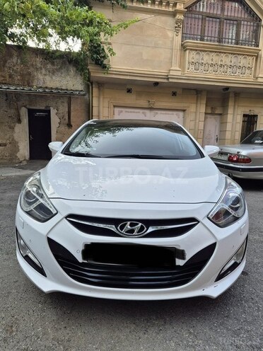 Hyundai i40-1