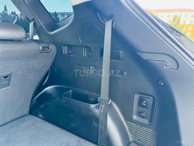 Hyundai Santa Fe-13