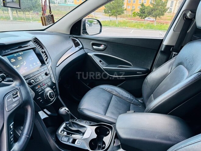 Hyundai Santa Fe-8