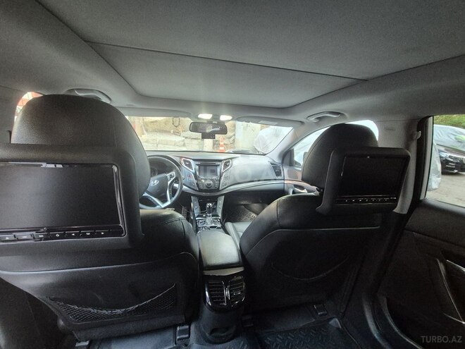 Hyundai i40-5