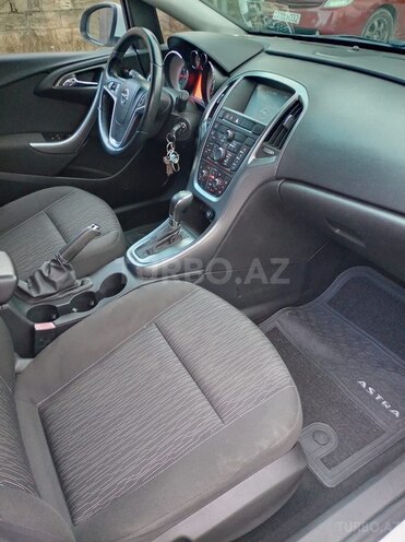 Opel Astra-7