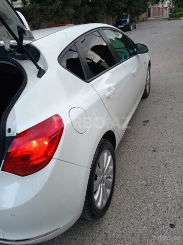 Opel Astra-8