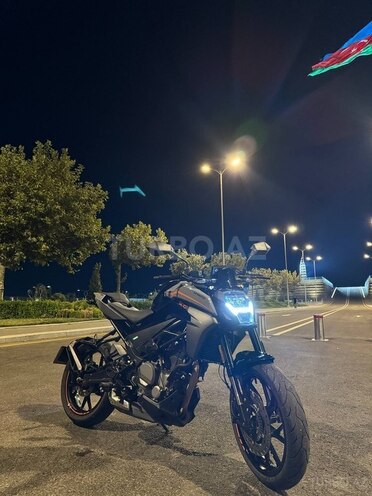 CFMOTO 300 NK-1