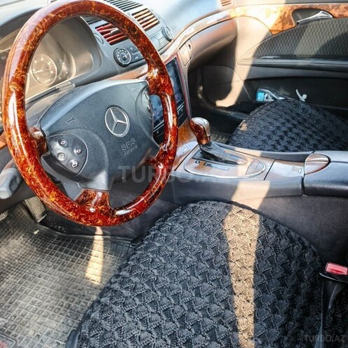 Mercedes E 220-5