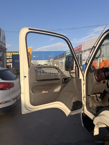 Hyundai HD-35-10