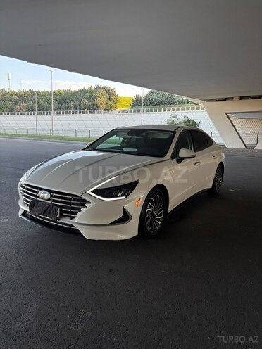 Hyundai Sonata-2