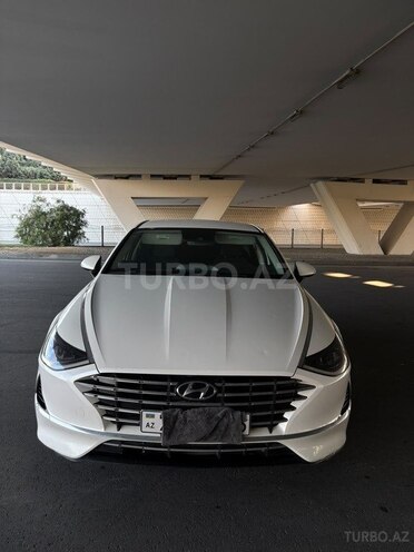 Hyundai Sonata-1
