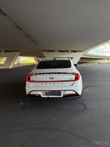 Hyundai Sonata-8