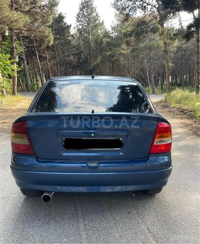 Opel Astra-10