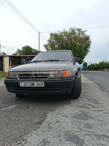 Opel Astra-4
