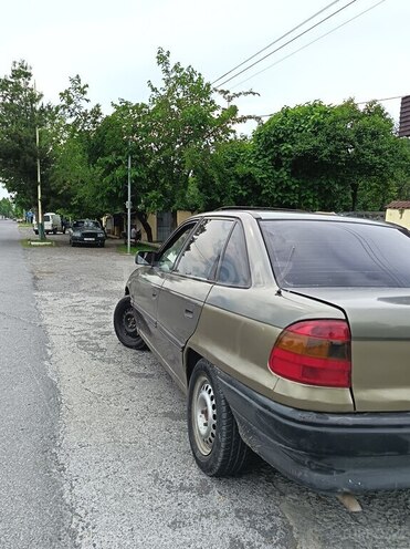 Opel Astra-8