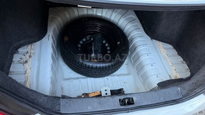 Nissan Sunny-14