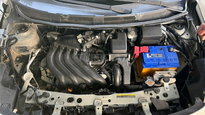 Nissan Sunny-13