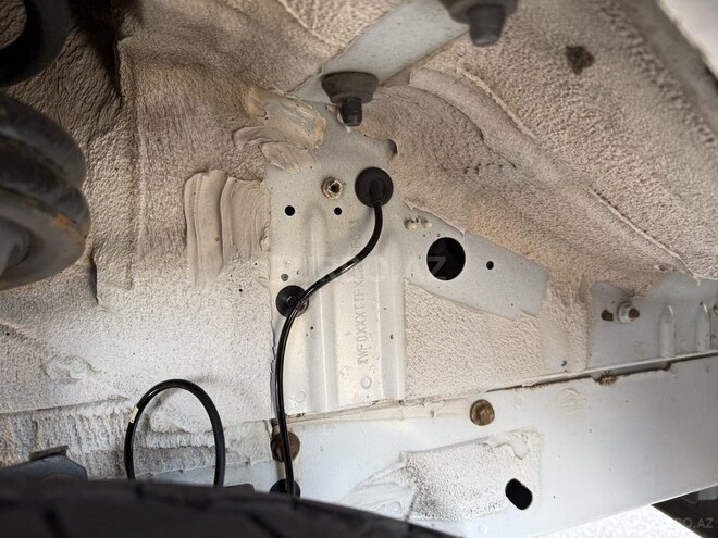Ford Transit-11