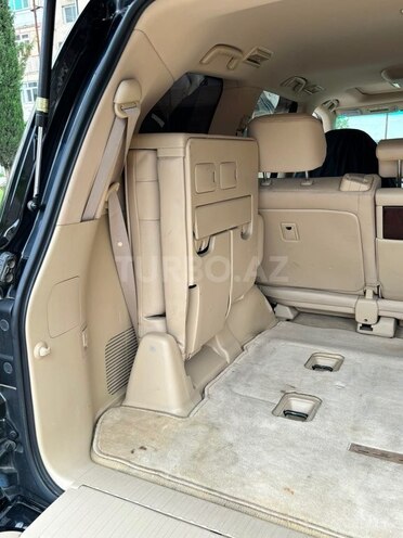 Lexus LX 570-13