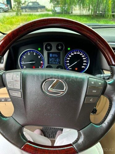 Lexus LX 570-5