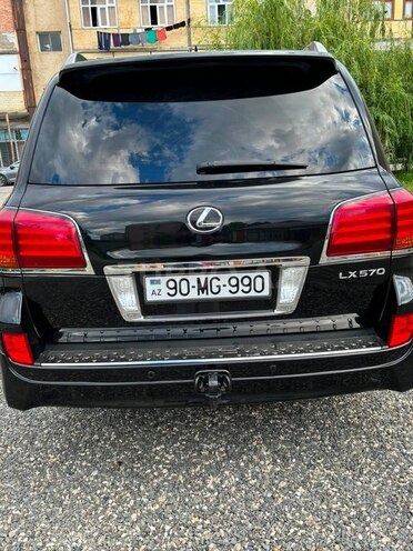 Lexus LX 570-11