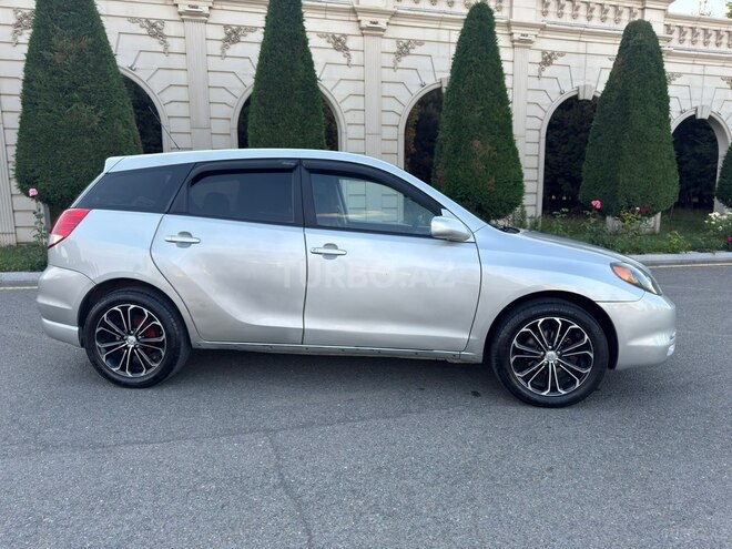 Toyota Matrix-3