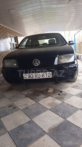 Volkswagen Jetta-1