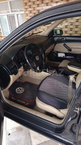 Volkswagen Jetta-4