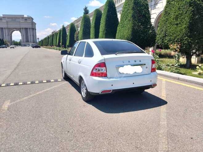 LADA (VAZ) Priora-12