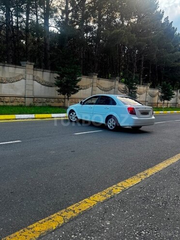 Daewoo Gentra-8