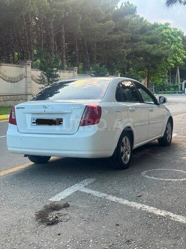 Daewoo Gentra-12