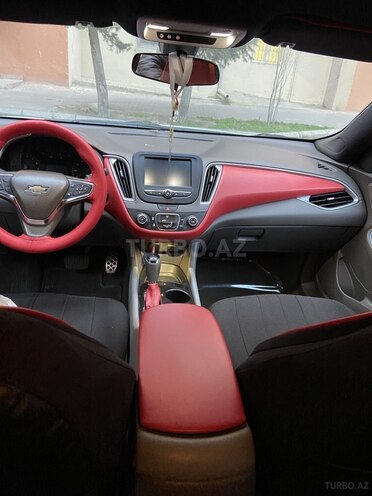 Chevrolet Malibu-5