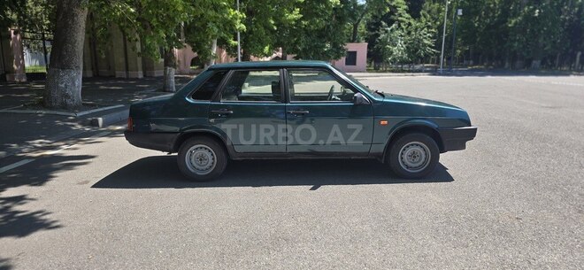 LADA (VAZ) 21099-4