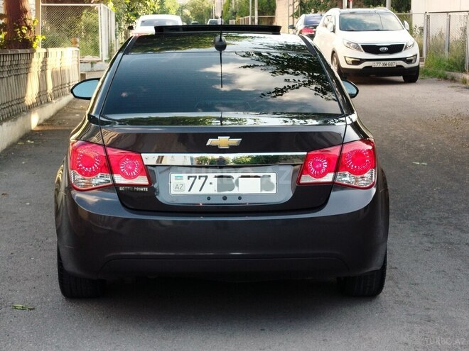 Chevrolet Cruze-7
