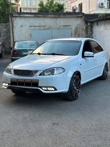 Daewoo Gentra-3