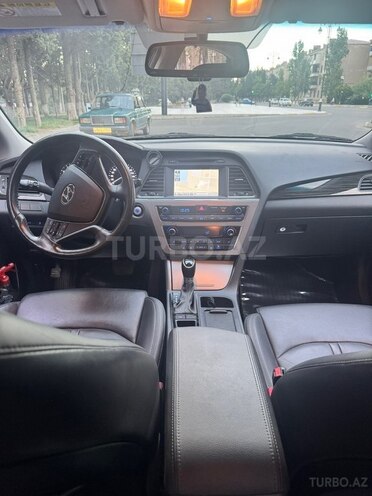 Hyundai Sonata-7