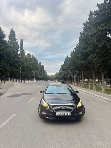Hyundai Sonata-2